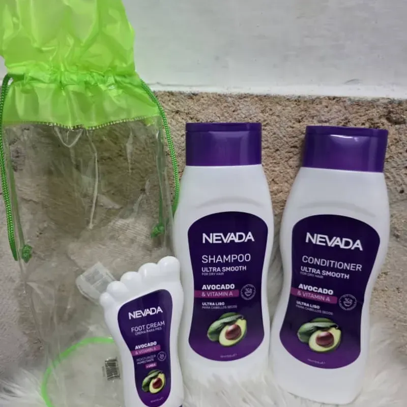 Set. Shampoo, Acondicionador y crema para pies.