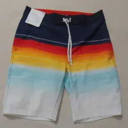 Short de bandas de colores.
