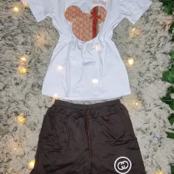 Conjunto de short y pullover 