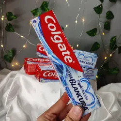 Pasta colgate triple acción 