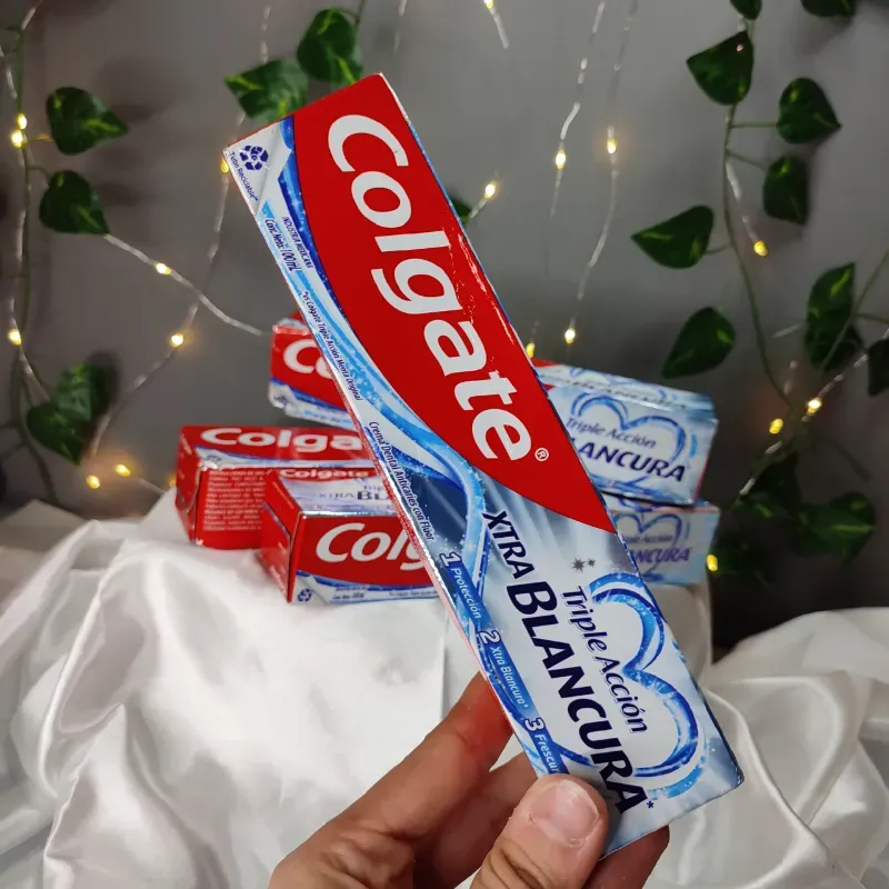 Pasta colgate triple acción 