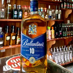 Ballantine’s -Aged 10 Years-