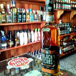 Black Tears -Roble Superior- 700ml.