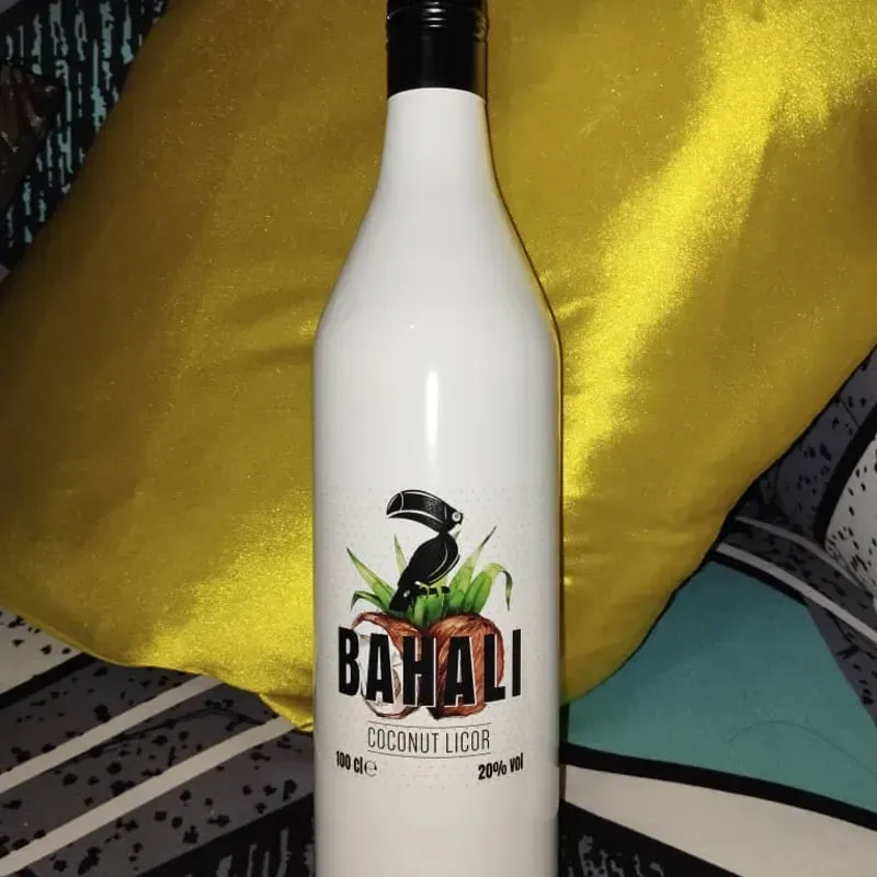 LICOR DE COCO BAHALI 