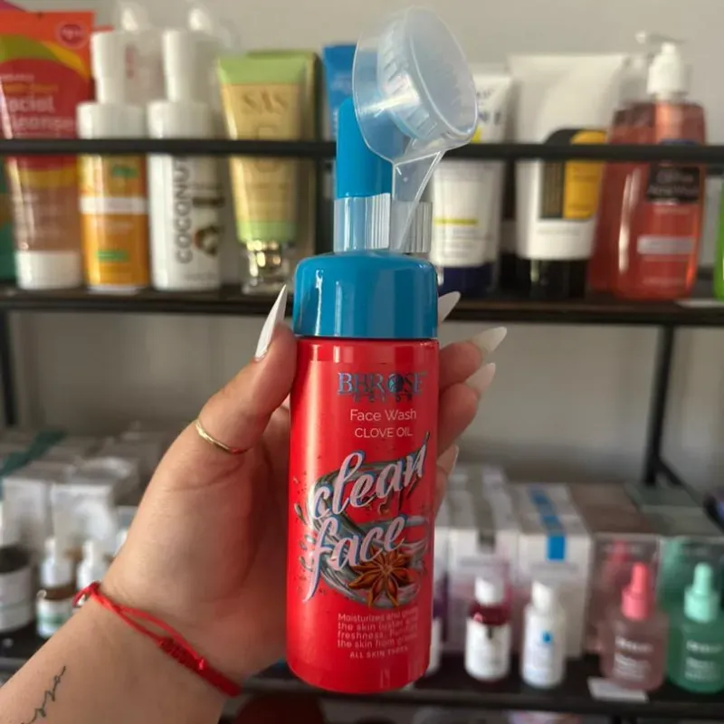 BB Rose Face Wash con Clove Oil | Limpieza delicada con el poder de las rosas