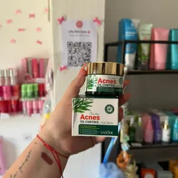 Crema para piel grasa con acne