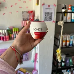 Crema ponds rejuvenecedora 100g