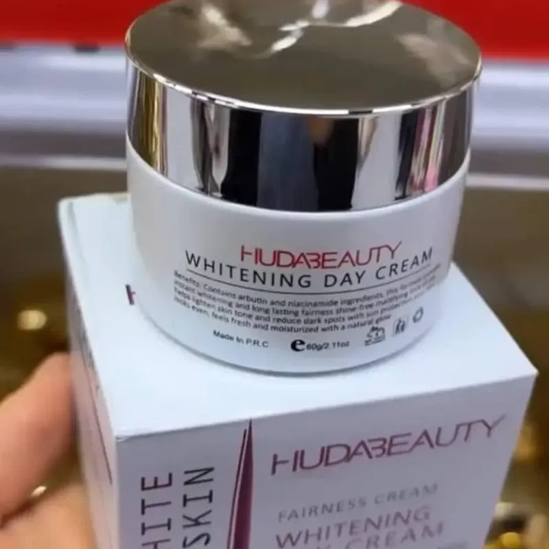 CREMA FACIAL BLANQUEADORA DE DIA🌺ARBUTINA Y NIACINAMIDA🌺