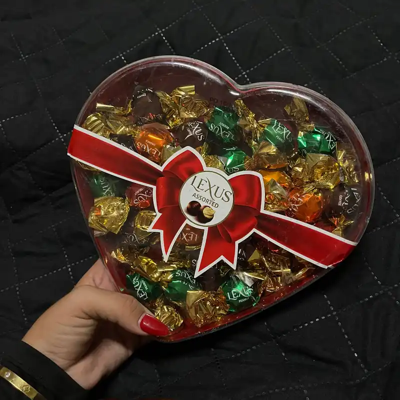 Corazón grande de bombones 