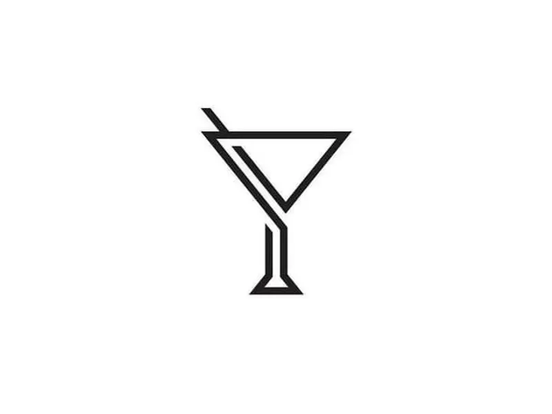 LICORES Y APERITIVOS
