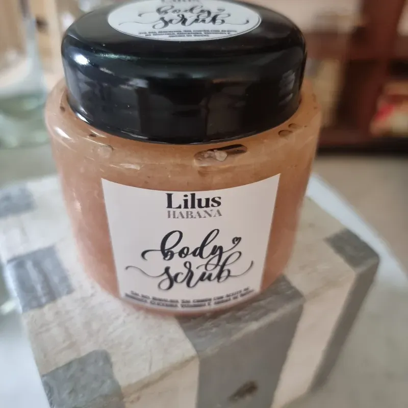 Scrub Himalaya de Rosa 400g