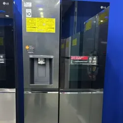 Refrigerador LG con dispensador 