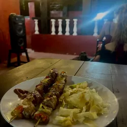 Brochetas de cerdo 