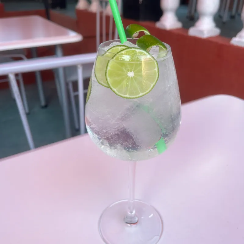 Gin tonic 