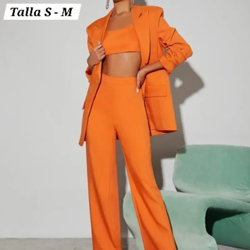 Conjunto de bleiser naranja 