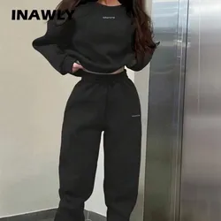 Conjunto de mono negro