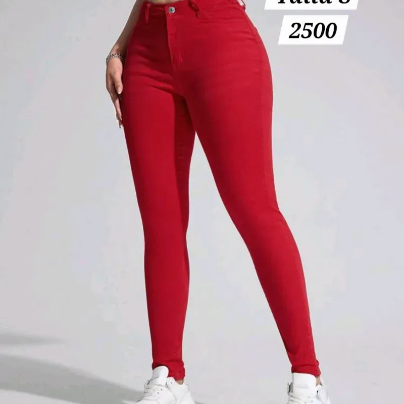 Pantalón rojo