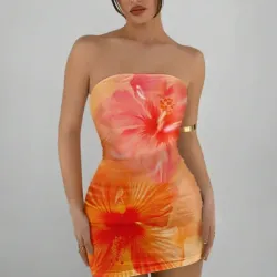 Vestido naranja de estampado floral 