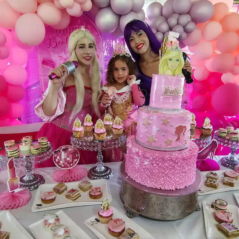 Combo: Barbie