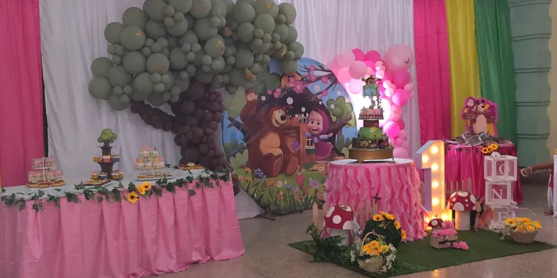 Decoración Masha y el oso 