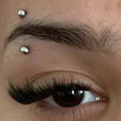 Ceja (Eyebrow)