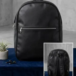 Mochila de Vinil Negra