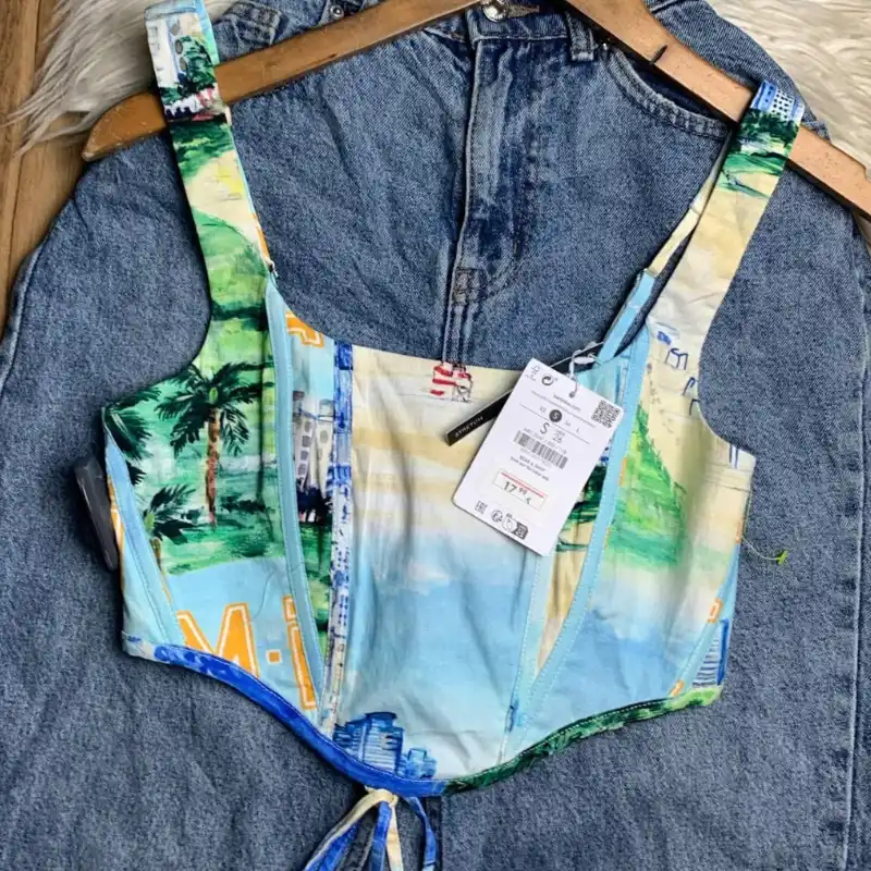 Corsé estampado Bershka 