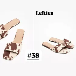 Lefties sandalias plana animal print 