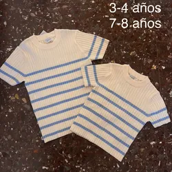 Pulóver de niña con rayas azules 