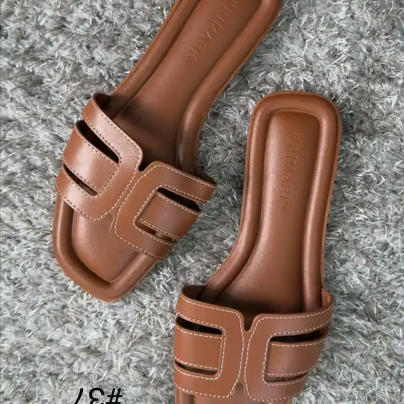 Sandalias planas brown