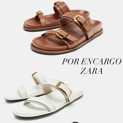 Sandalias planas Zara
