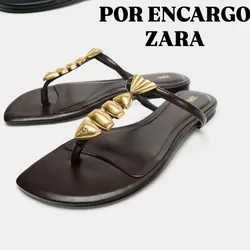 Sandalias planas Zara