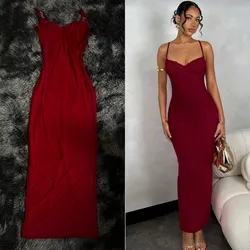 Vestido rojo con escote