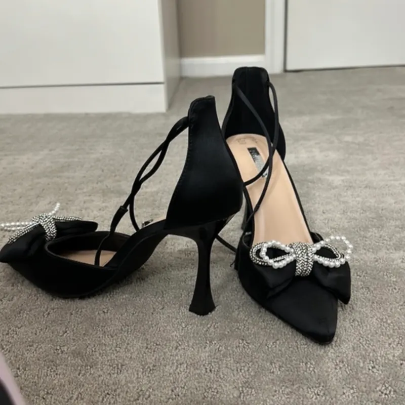 Zapatos lazo de tacón 