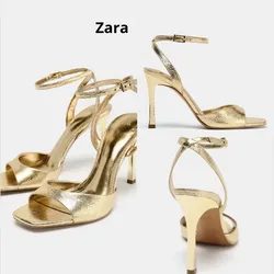 Zara tacones dorados