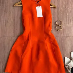 ZARA Vestido corto volumen ZX collection