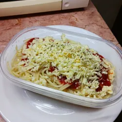 Espaguetis Napolitanos