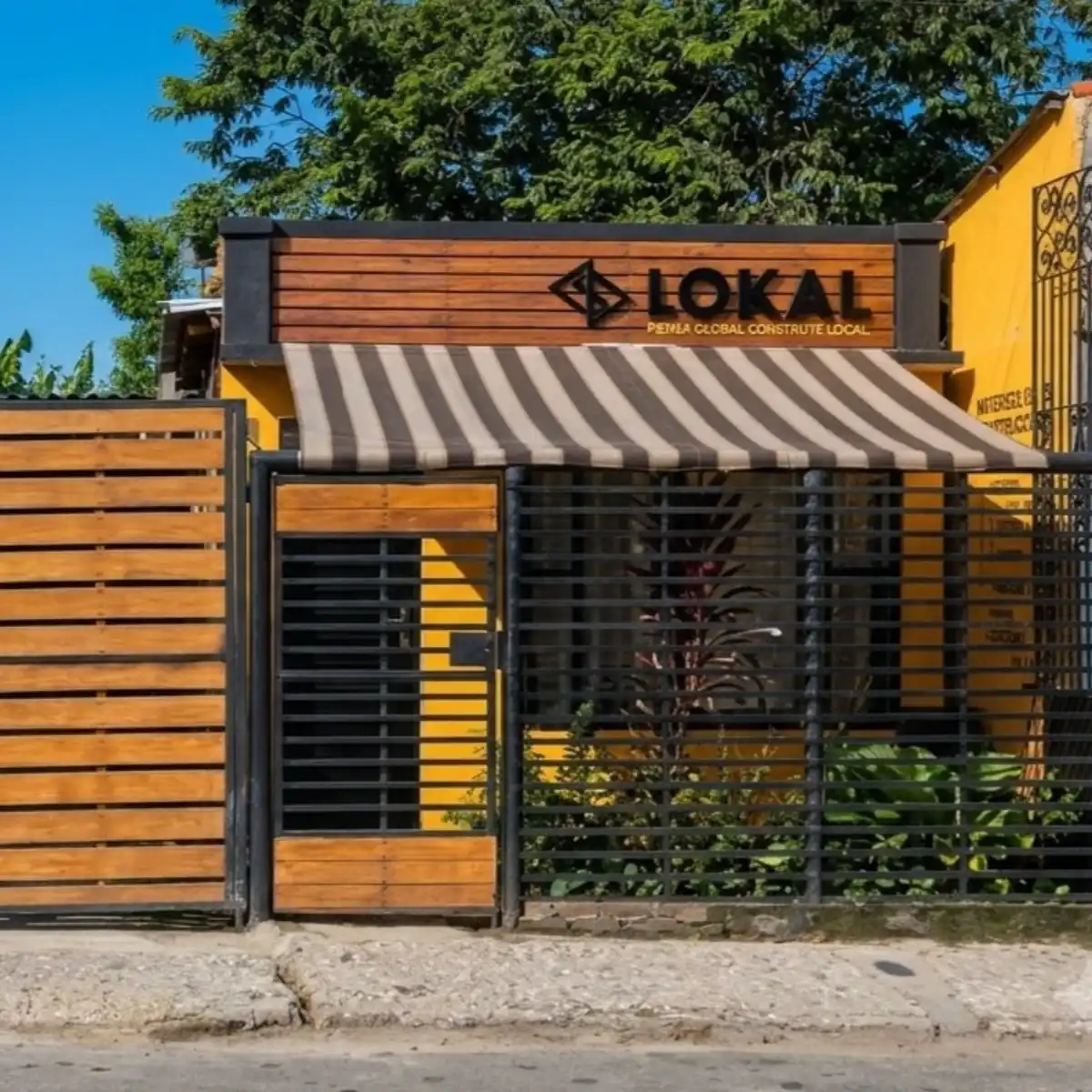 LOKAL