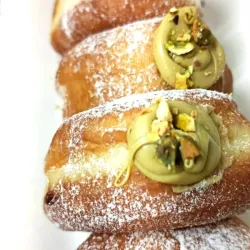 Bomba De Pistacchio