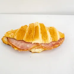Croissant de  jamon y queso 