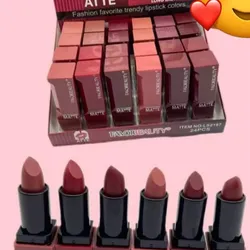 Labiales Nude