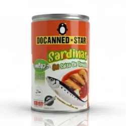 Sardinas enlatadas con salsa de tomate Docanned star