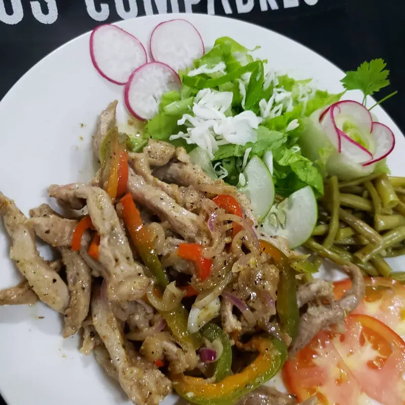 Fajitas de cerdo salteadas