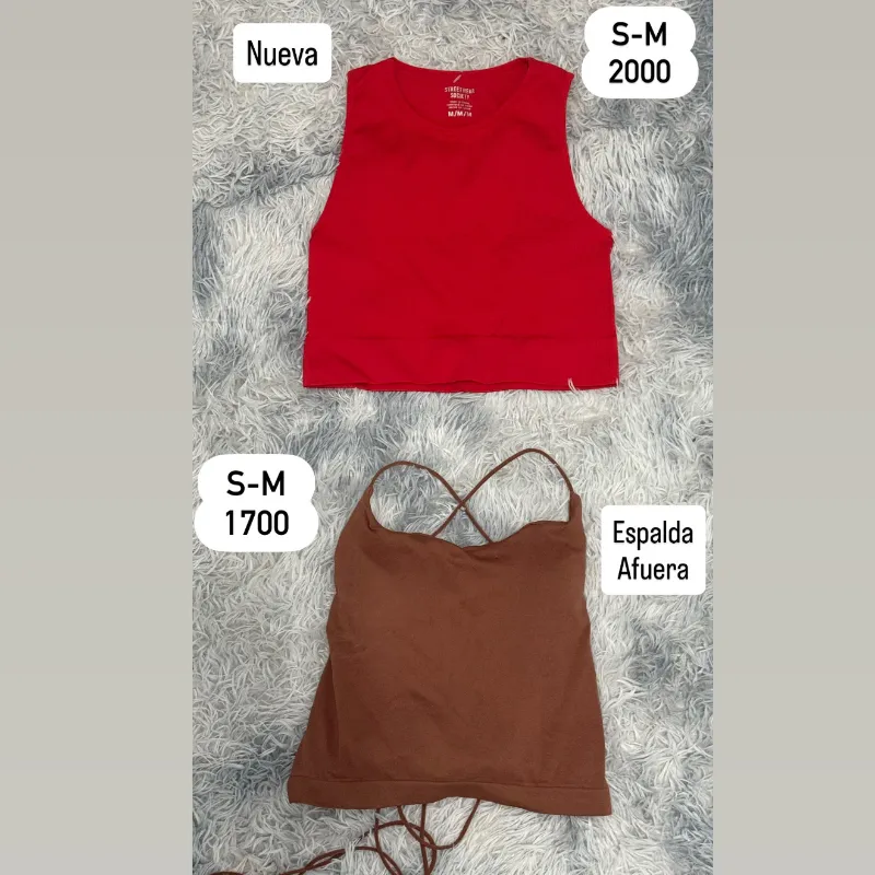 Blusas Tops