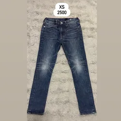 Pantalón de mezclilla