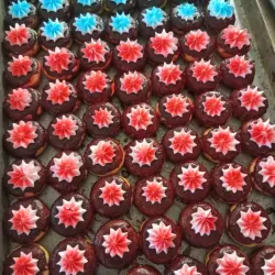 Mini donas con cobertura de chocolate 