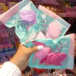 Estuches de enchinador y esponjas