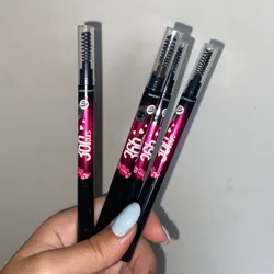 Lápiz de ceja negro