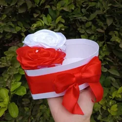 Cajita Corazón con Rosas Eternas