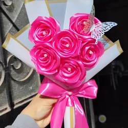 Ramo Corazón de 6 Rosas Eternas 